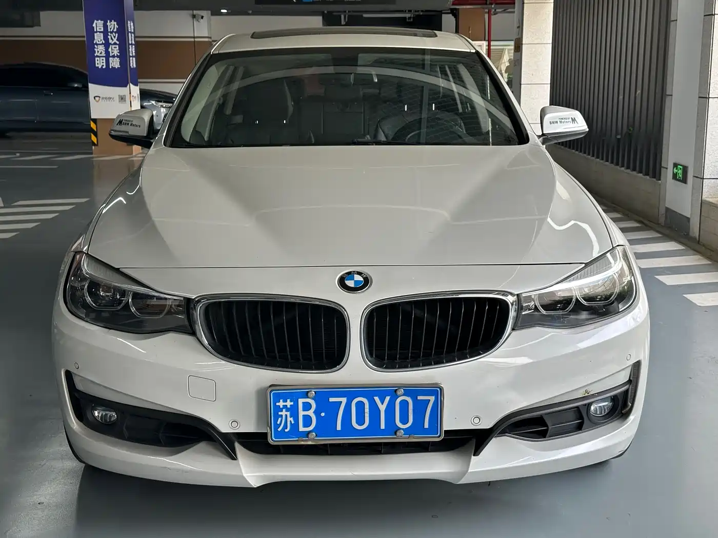 BMW 3 Series GT 2018 320i Fashion фото 2