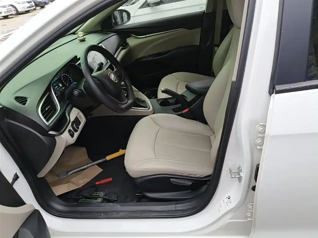 Buick Excelle 2017 15N Automatic Elite фото 15