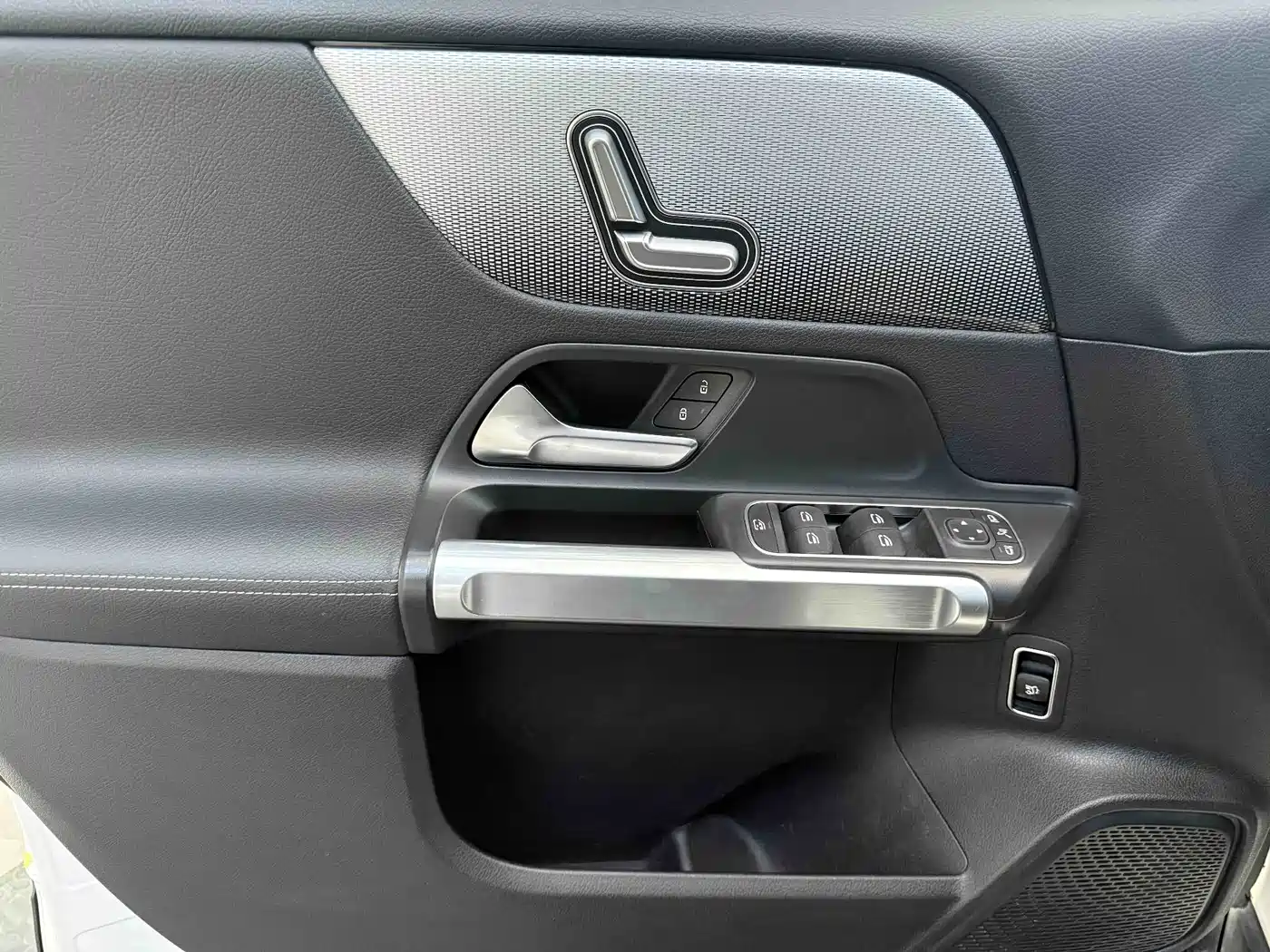 Mercedes-Benz GLB 2020 GLB 180 Style фото 10
