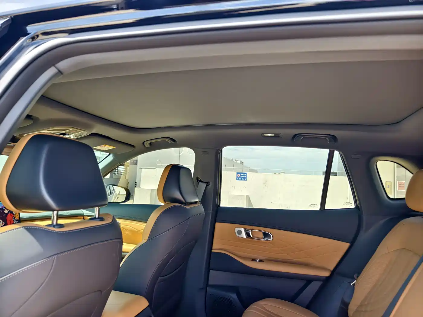 Geely Galaxy Galaxy Starship 7 EM-i 2025 Model 120km Explorer+ Edition фото 10