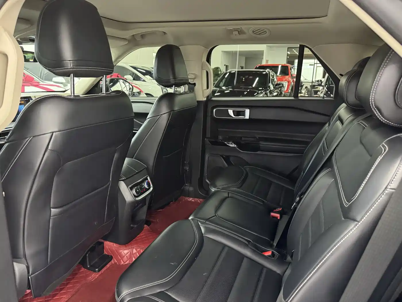 FORD EXPLORER