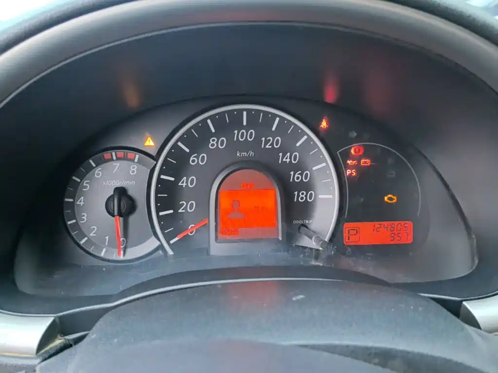Nissan March 2016 2010 1.5L Automatic Easy Shine Edition