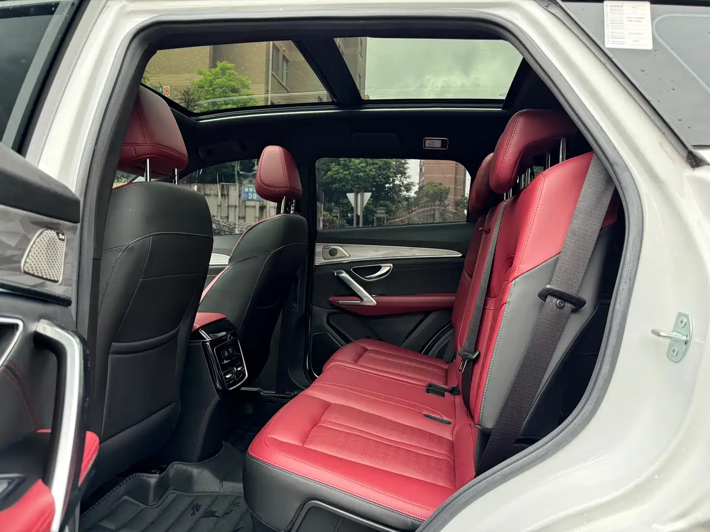 Jetour X70 PRO 2024 2023 1.6T DCT Enjoy PRO+ 7-seater