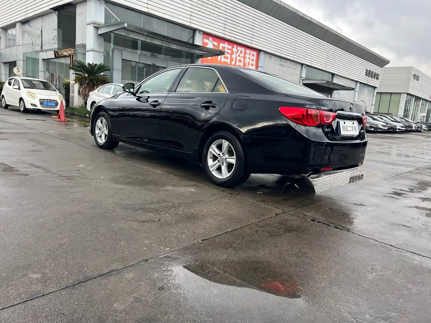 Toyota Reiz 2012 2.5V Grace Elite Styling Edition фото 6
