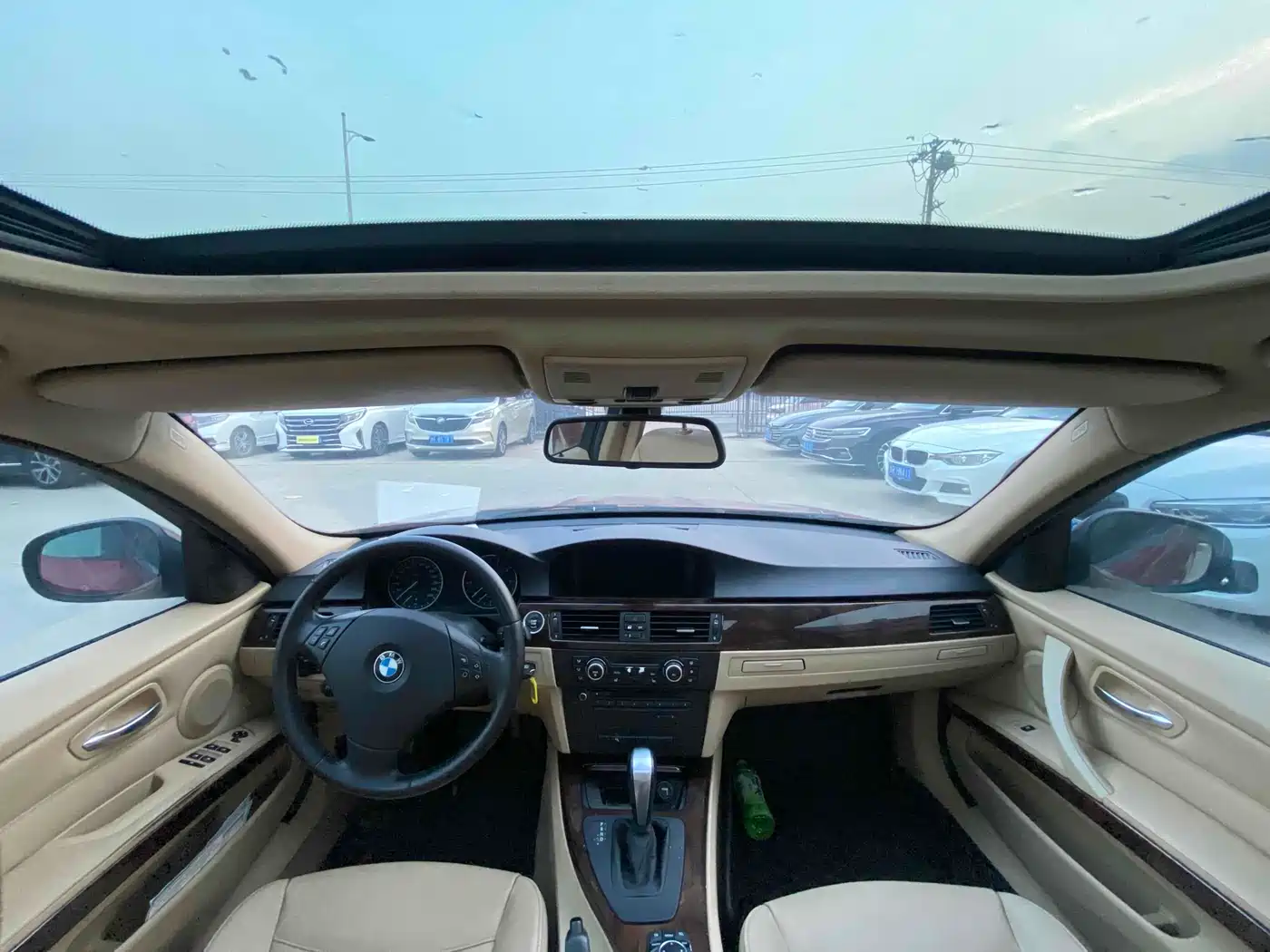 BMW 3 Series (Import) 2010 320i Luxury фото 9