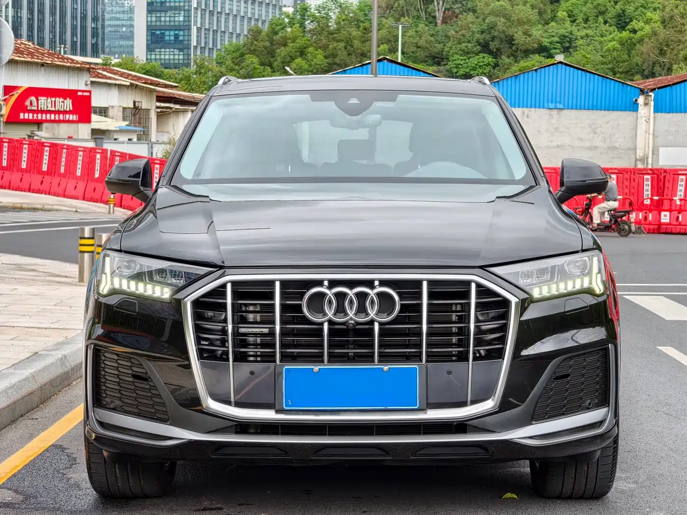 AUDI Q7