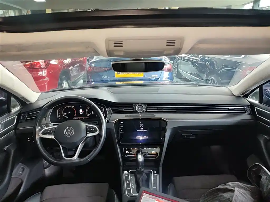 Volkswagen Magotan 2020 330TSI DSG Luxury фото 10
