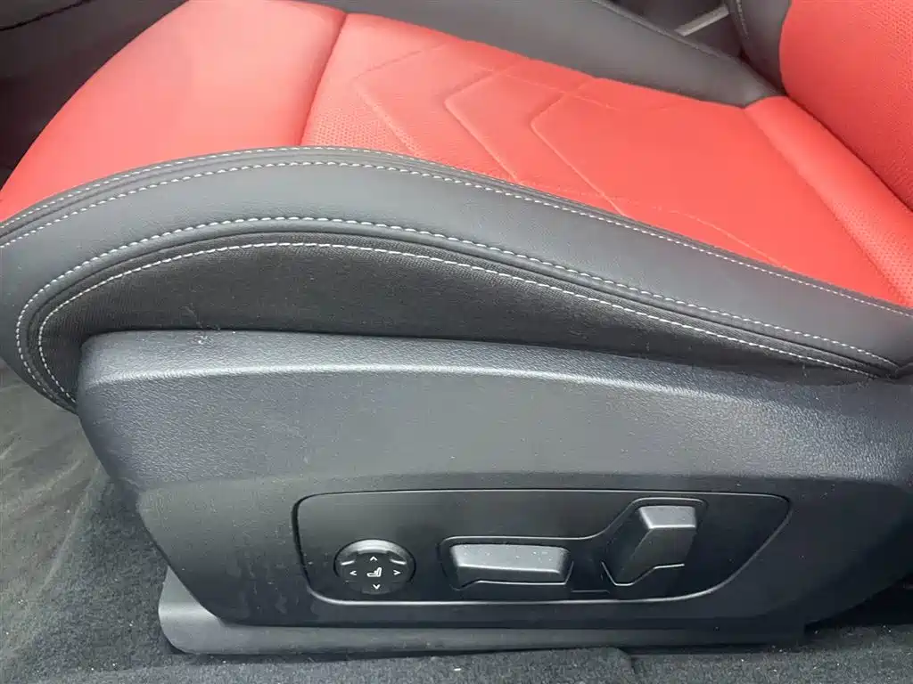 Фото 10 - BMW 2 Series