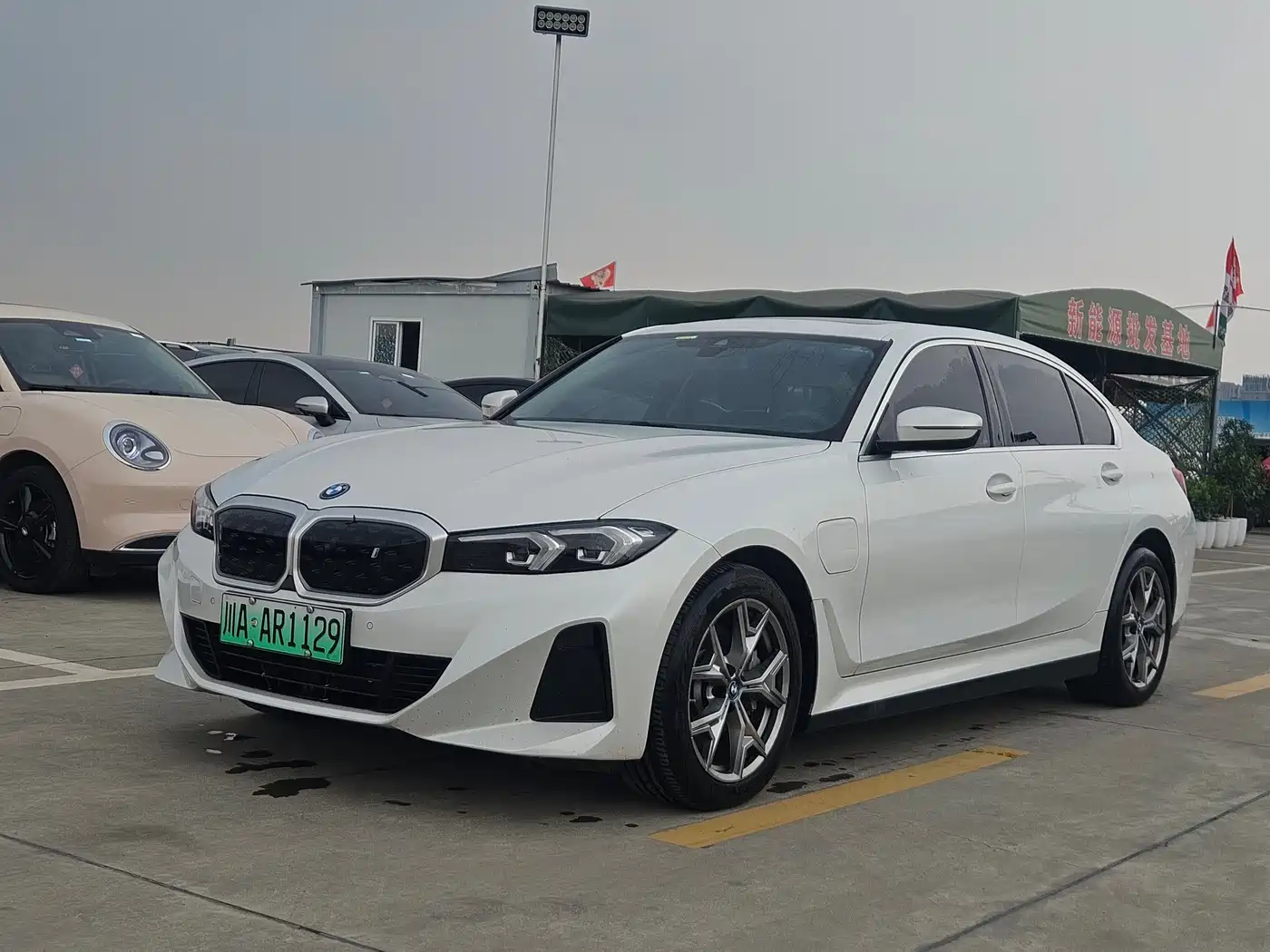 BMW i3 2022 eDrive 35 L