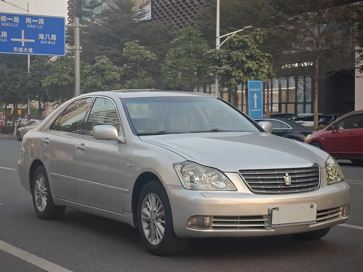 Toyota Crown 2007 2.5L Royal Leather Edition фото 3