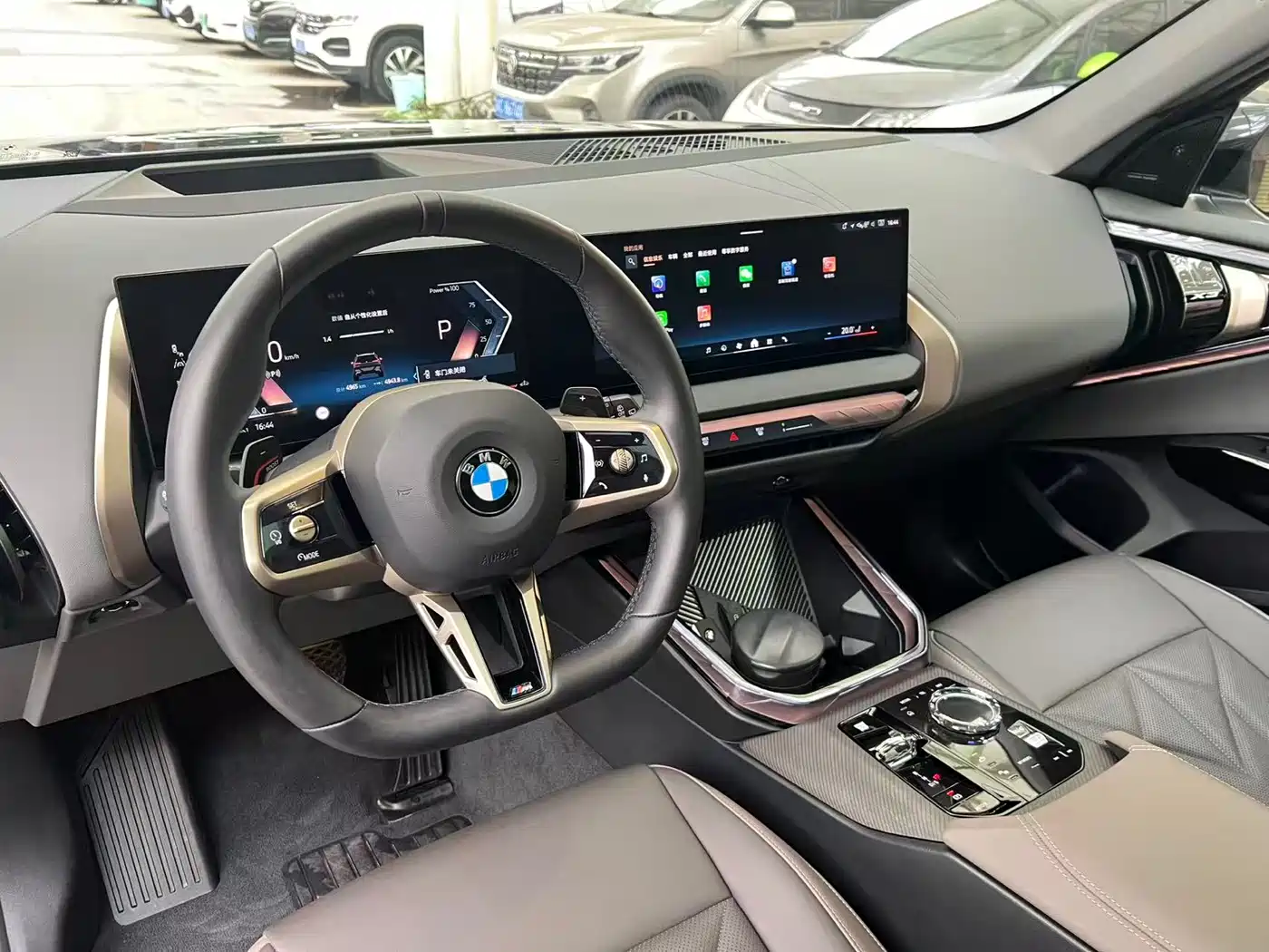 BMW X3 2025 xDrive30L Premium Model M Sport Black Package фото 4