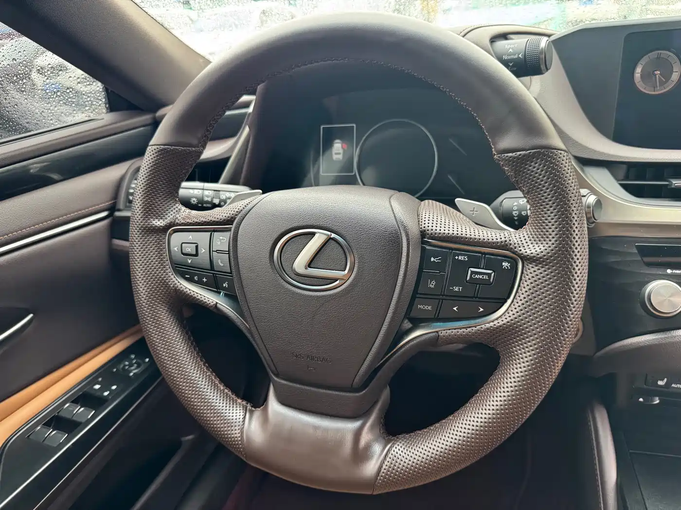 Lexus ES 2020 200 Excellence фото 13