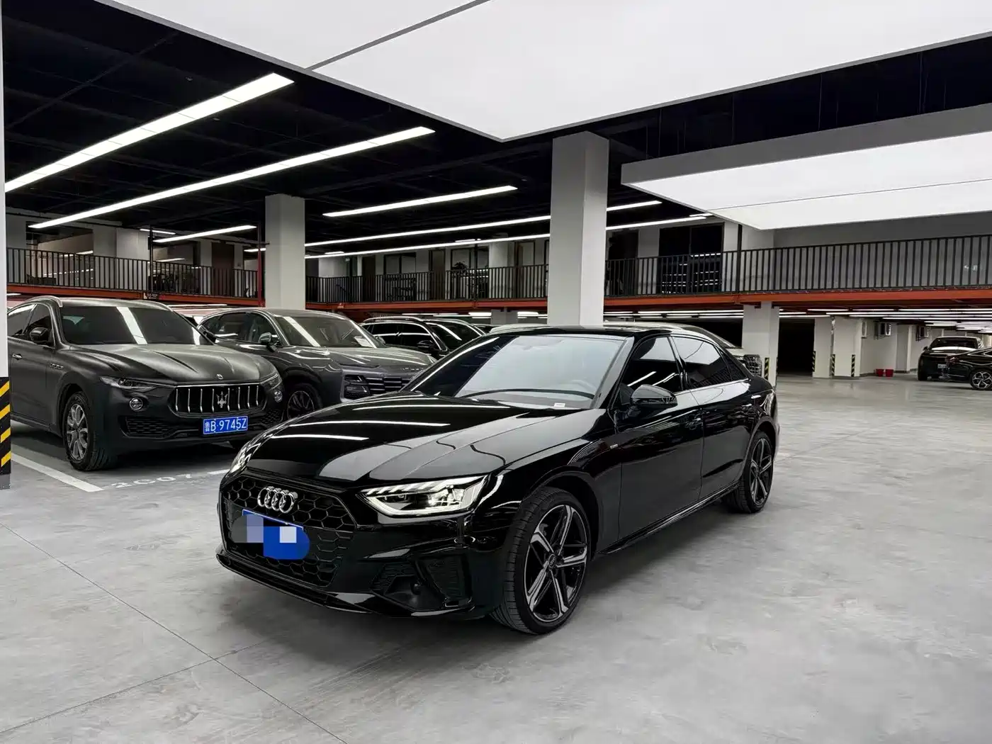 Audi A4L 2025 2 Million Celebration Edition 40 TFSI Luxury Dynamic