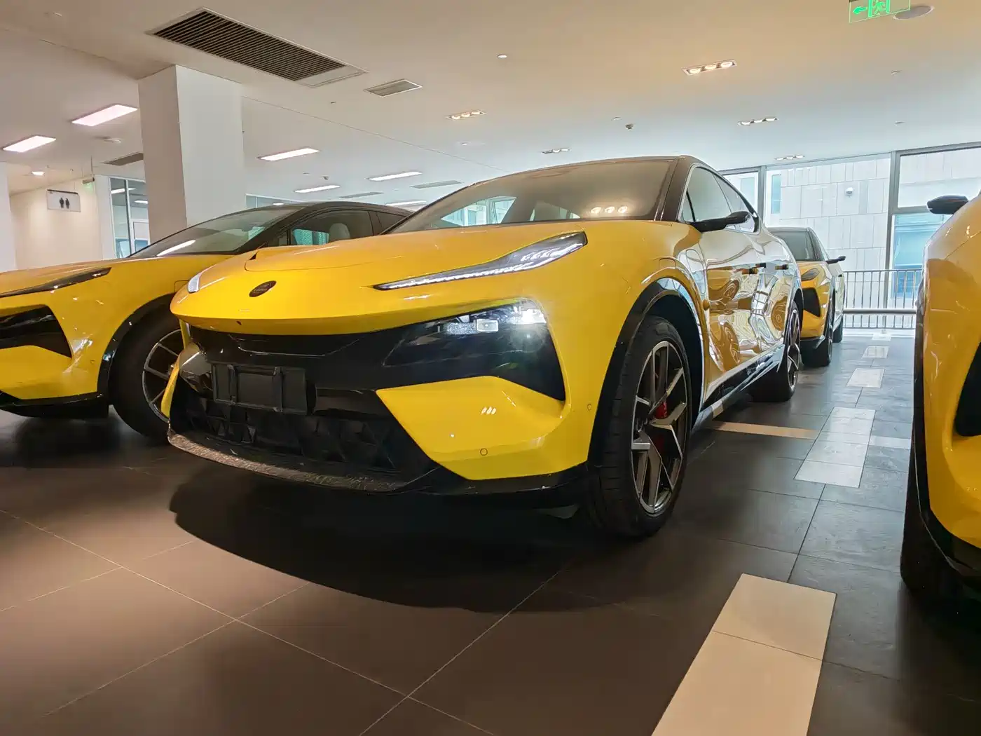 Lotus Cars ELETRE 2026 2025 600 Luxury