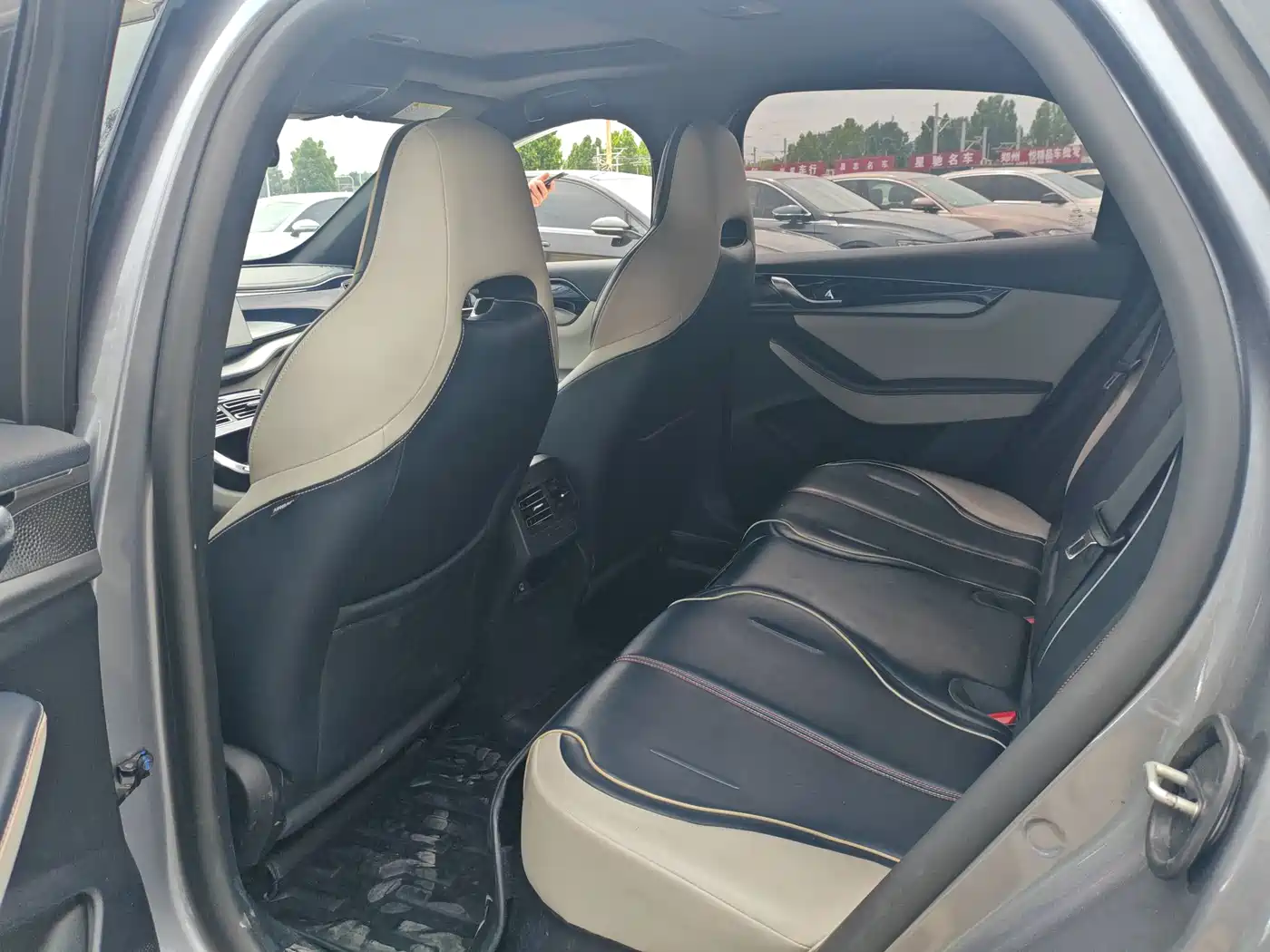BYD Qin PLUS 2021 DM-i 55KM Flagship фото 6