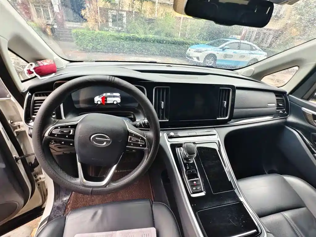 GAC Trumpchi Trumpchi M8 2021 Leading Show Series 390T Prestige Edition фото 5