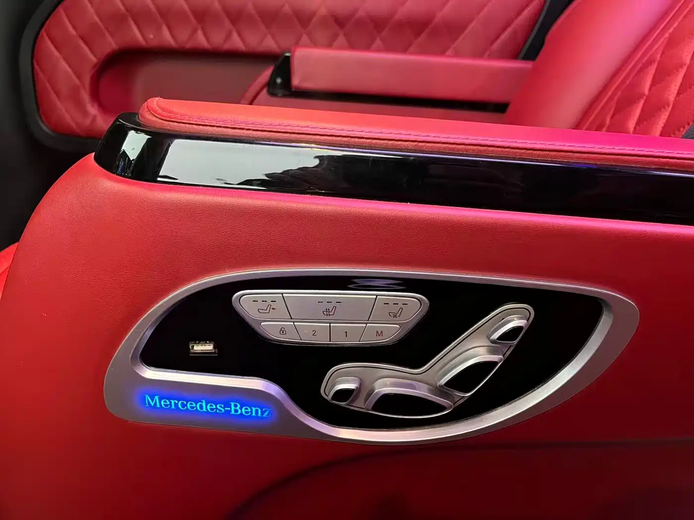 Mercedes-Benz Vito 2020 2.0T Business Edition (7-seater) фото 12