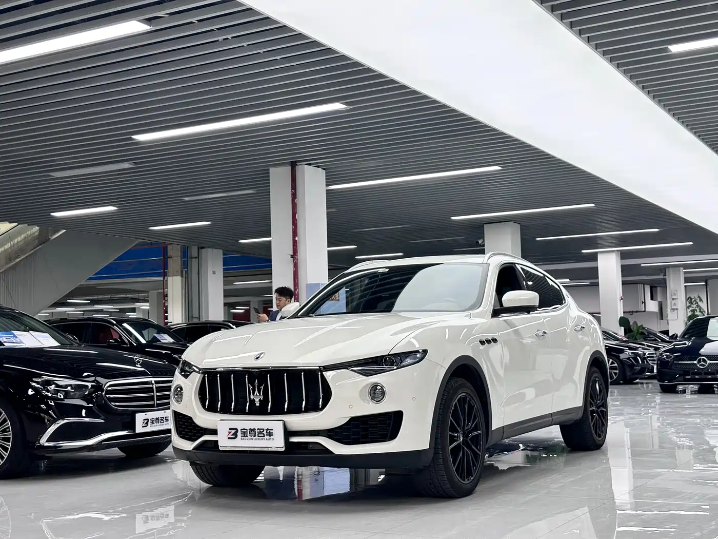Maserati Levante 2021 3.0T Standard Edition
