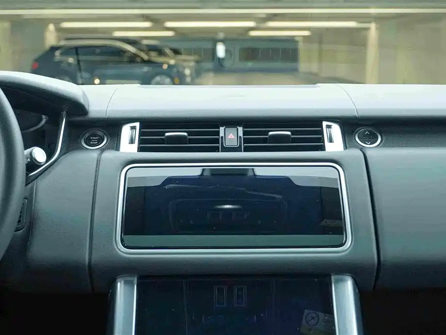 Фото 17 - Land Rover Range Rover Sport PHEV