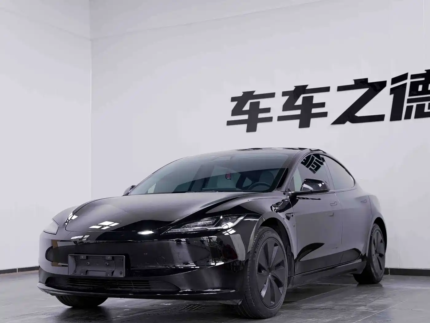 Tesla Model 3 2023 Rear-Wheel Drive