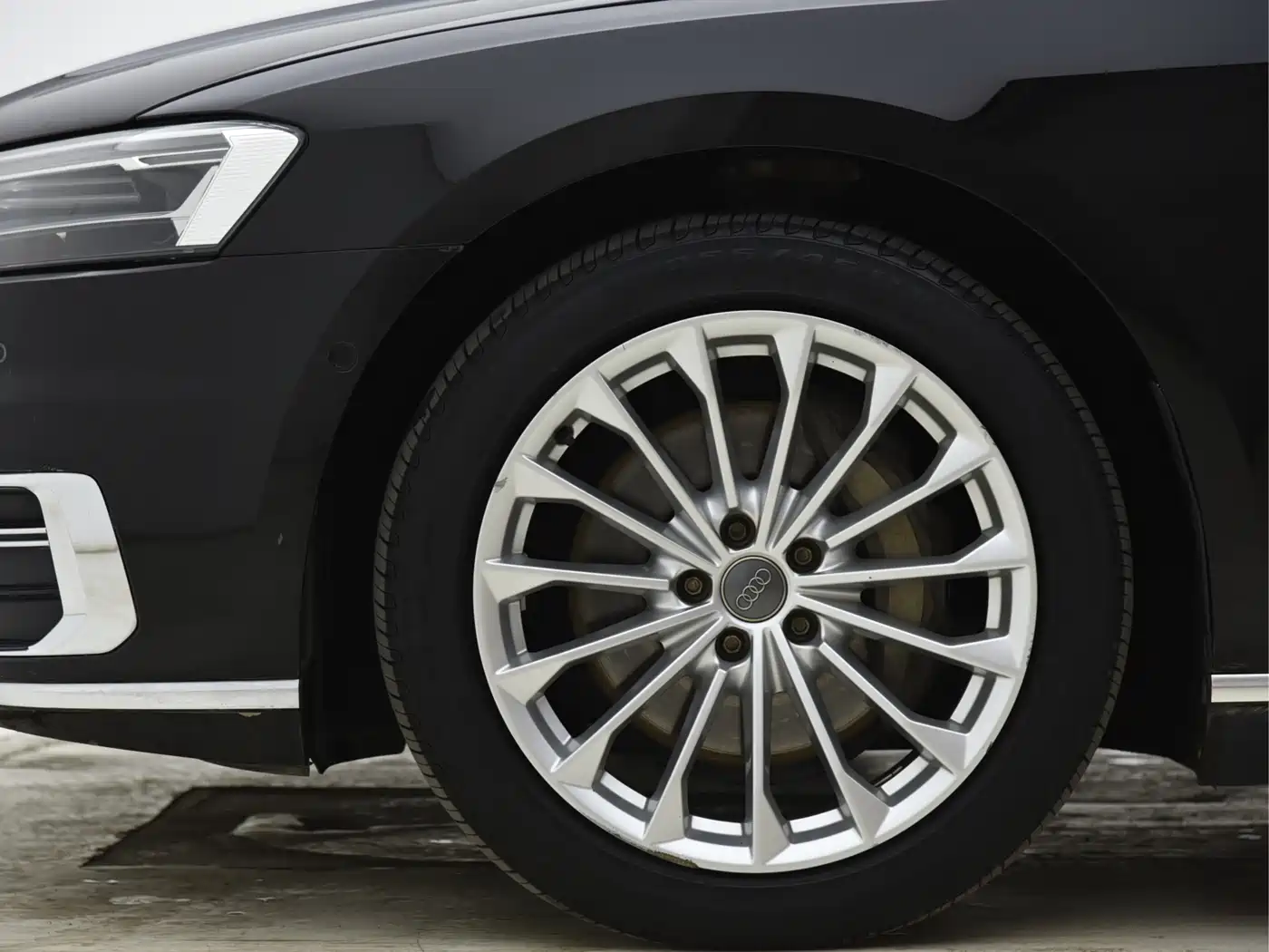 Audi A8 2019 Plus A8L 50 TFSI quattro Comfort фото 4