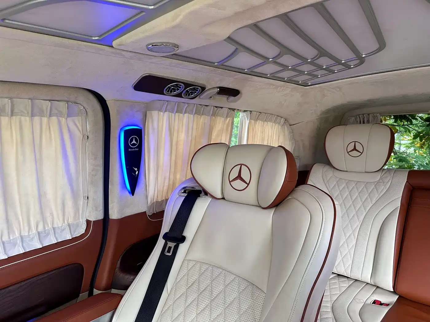 Mercedes-Benz Vito 2021 2.0T Business Edition 7-seater фото 14