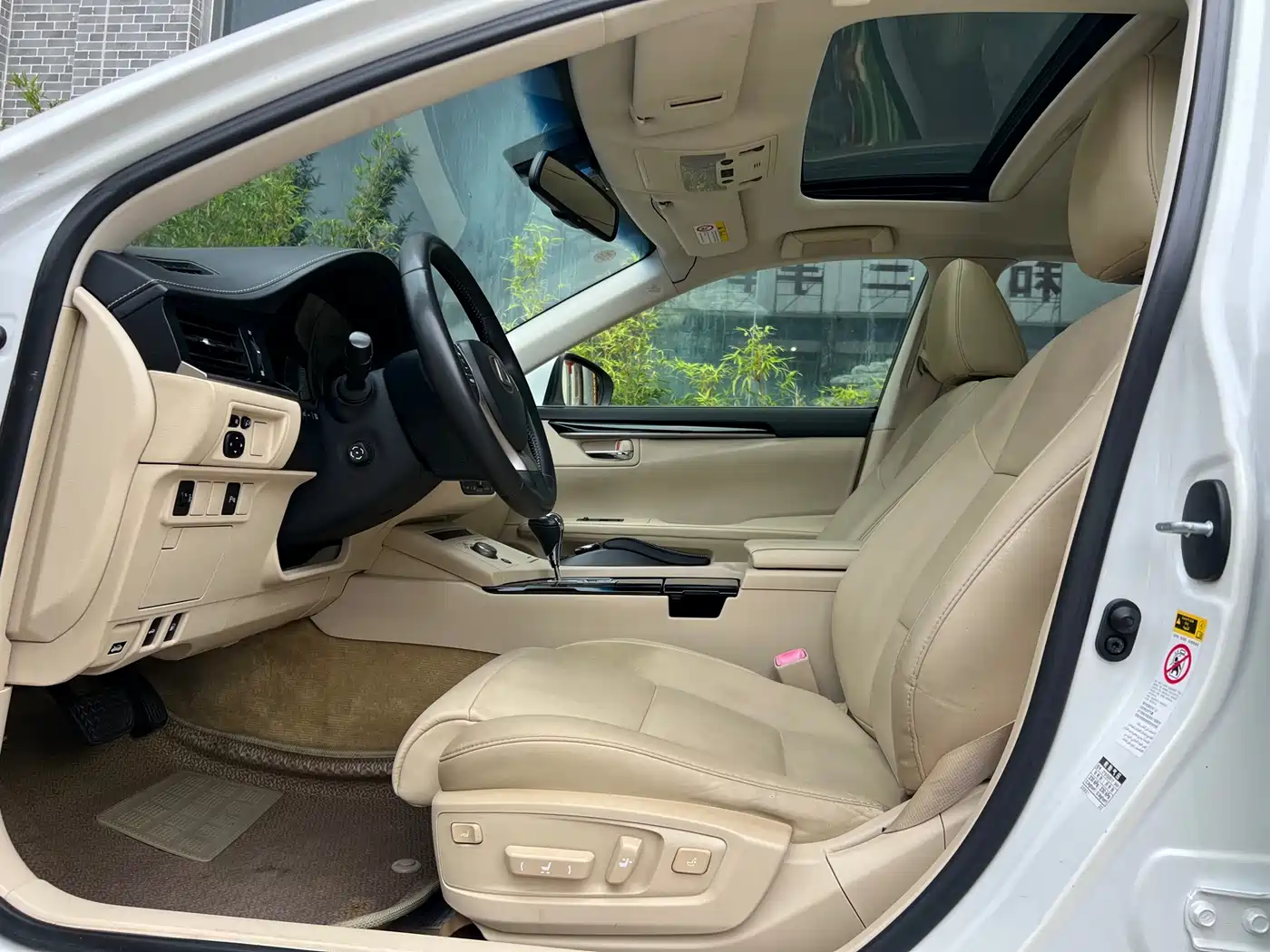 Lexus ES 2013 250 Elite Edition фото 10