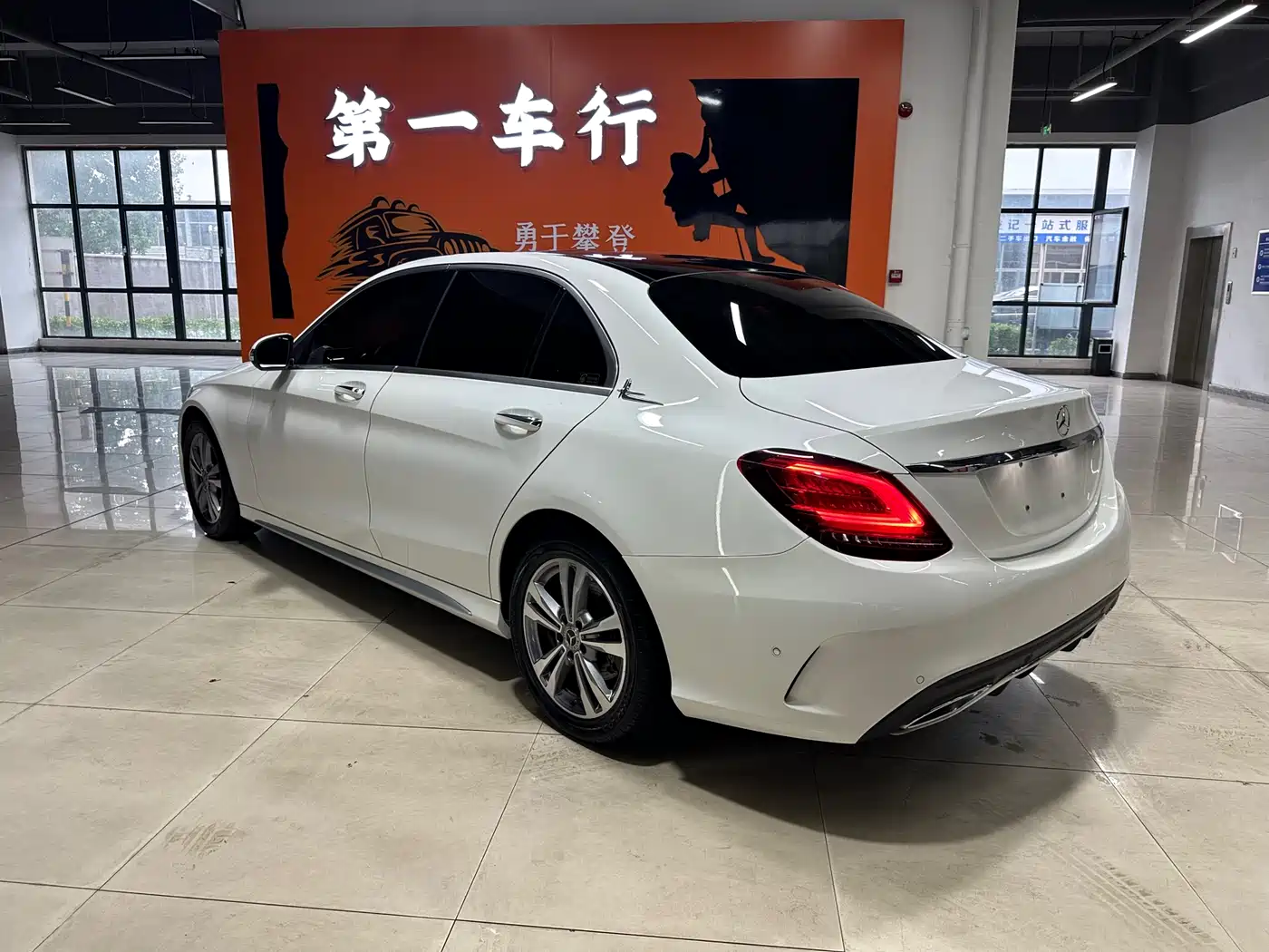 Mercedes-Benz C-Class 2021 C 200 L Fashion Sport Edition фото 4