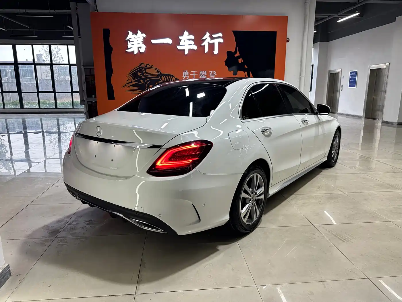 Mercedes-Benz C-Class 2021 C 200 L Fashion Sport Edition фото 3