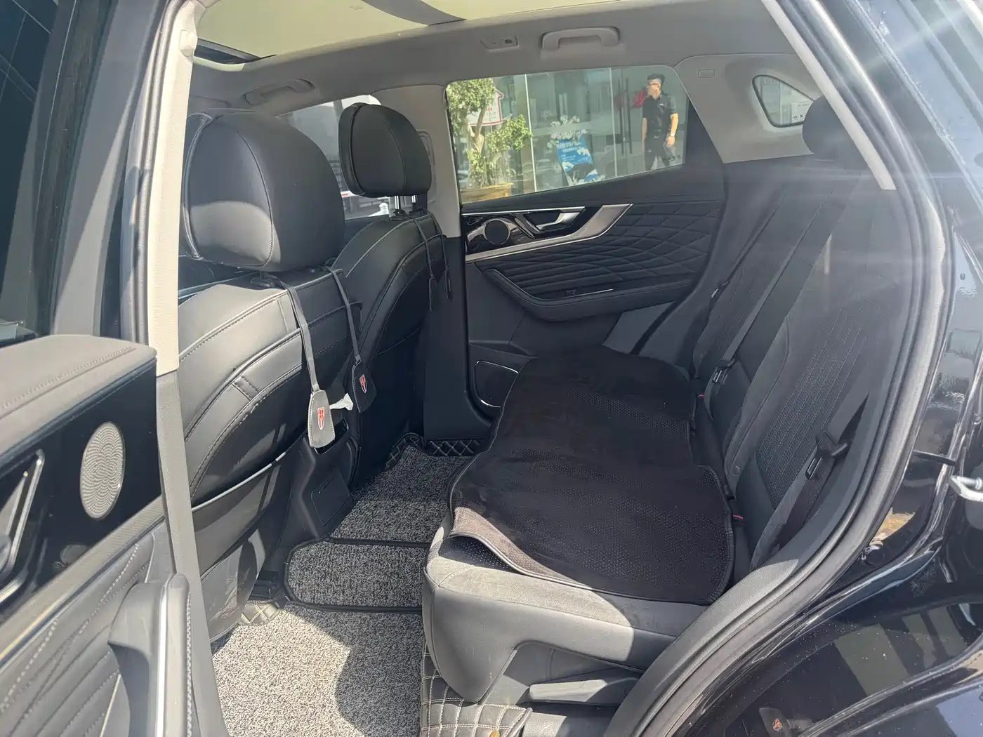 Hongqi HS5 2022 2.0T Smart Connect Flagship AWD Edition фото 10