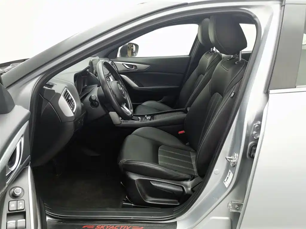 Mazda CX-4 2018 Model 2.0L Automatic 2WD Skyactiv Dynamic (China V) фото 10