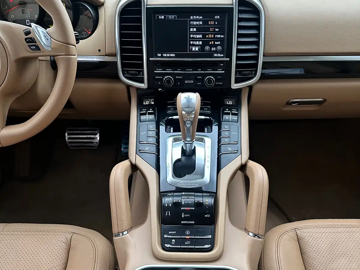 Porsche Cayenne 2011 Cayenne S 4.8L фото 12