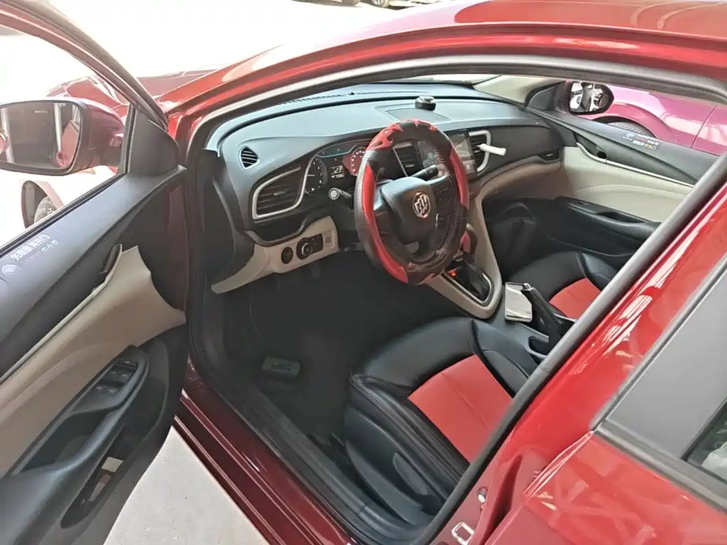 Фото 16 - Buick Excelle