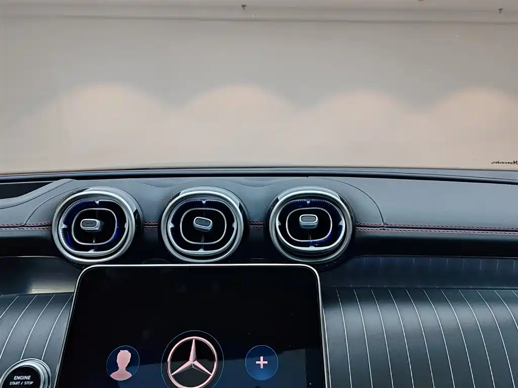 MERCEDES-BENZ GLC AMG