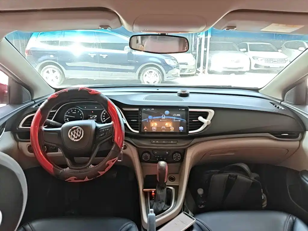 Фото 10 - Buick Excelle