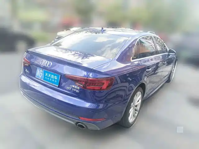 Audi A4L 2018 30th Anniversary 40 TFSI Fashion — фото 5