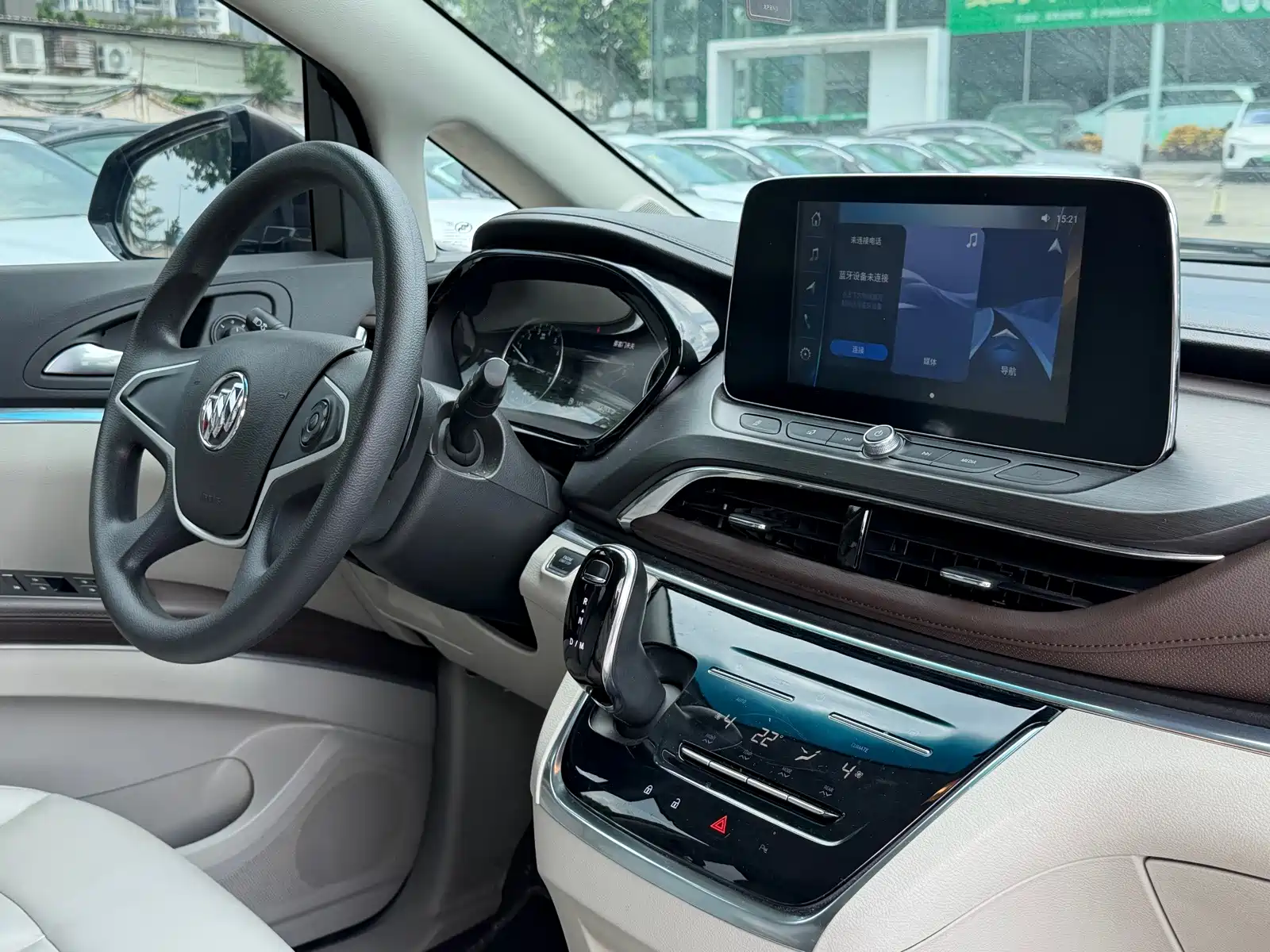 Фото 17 - Buick GL8
