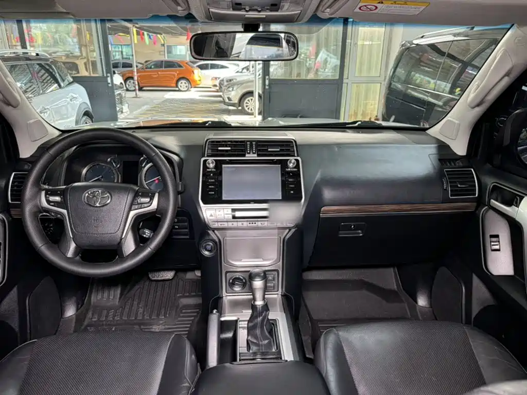 Toyota Prado 2020 2018 3.5L Automatic TX-L Rear-mounted Spare Tire