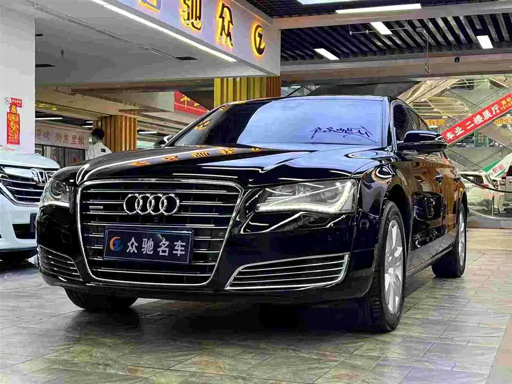 Audi A8 2013 A8L 45 TFSI quattro Comfort фото 3