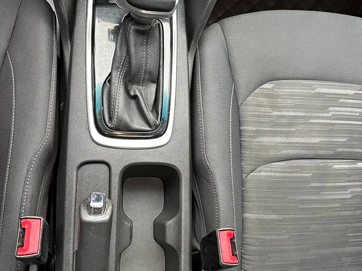 Chevrolet Cavalier 2018 320 Auto Enjoy Sunroof Edition фото 9