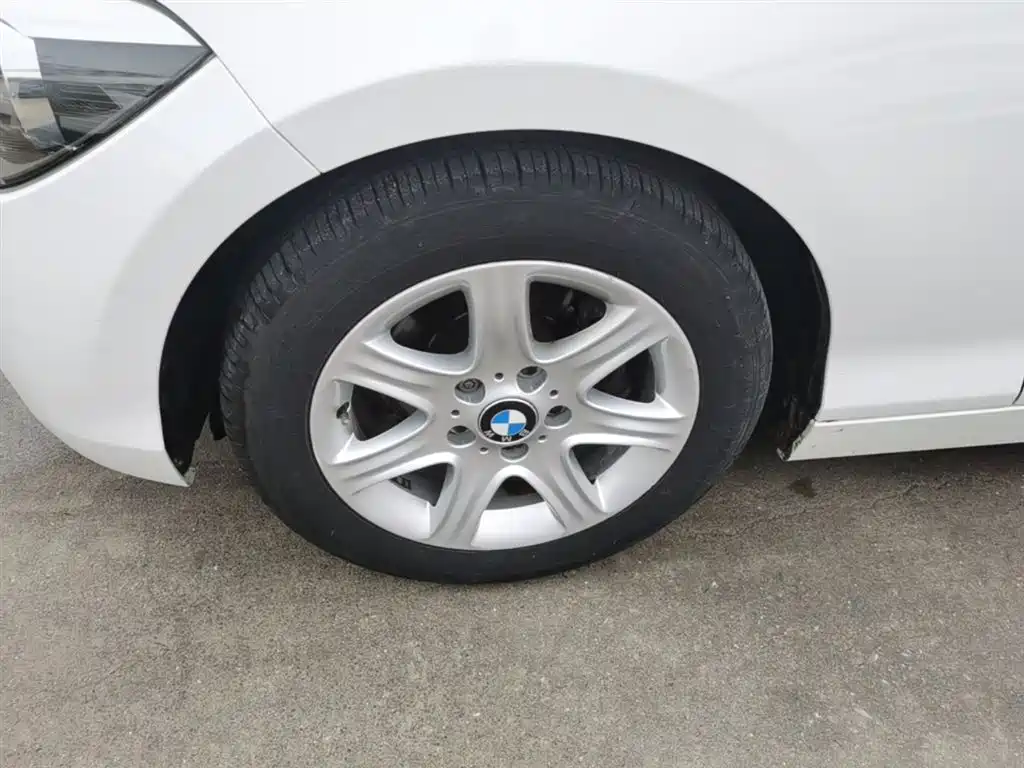 BMW 1 Series (Import) 2013 Facelift 116i Leading Model фото 23