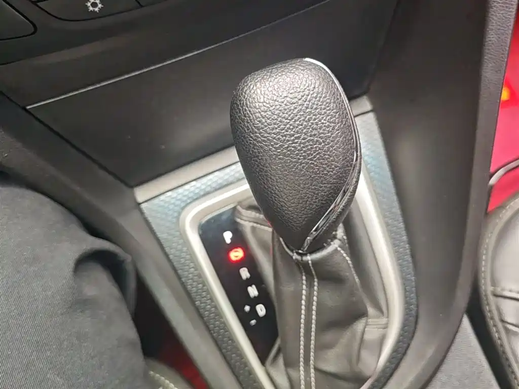 Buick Excelle 2019 18T Auto Connected Elite China VI фото 14