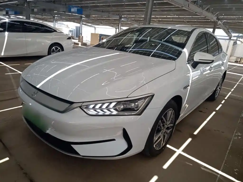BYD Qin PLUS 2024 Glory Edition EV 510KM Leading фото 2