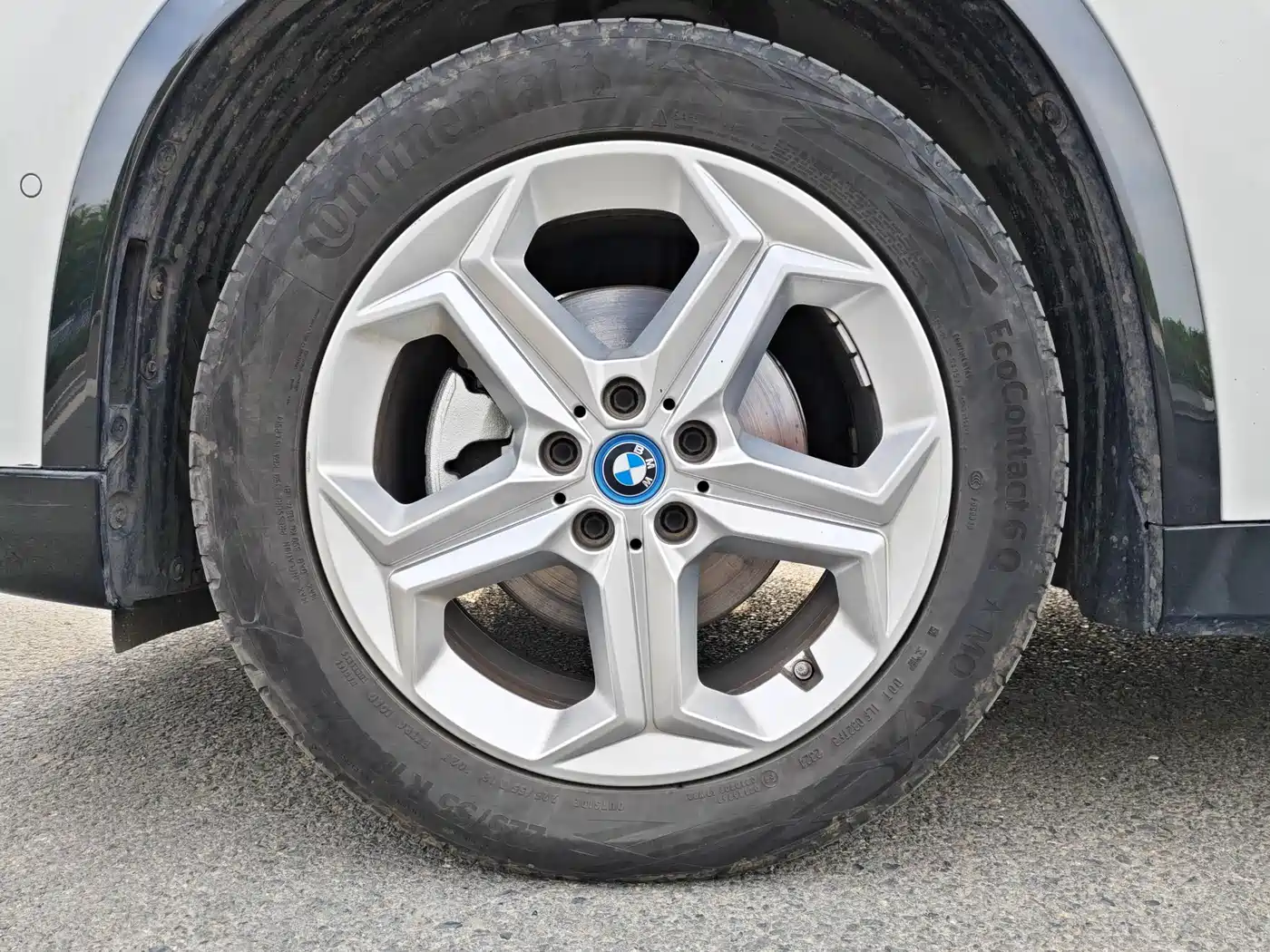 BMW iX1 2023 eDrive25L X Design Package фото 9