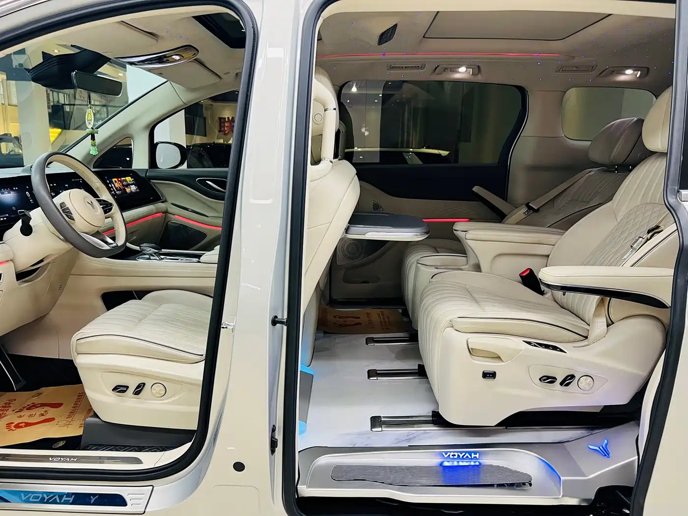Voyah Auto Voyah Dreamer 2022 Low-carbon Dream+Smart Package фото 10