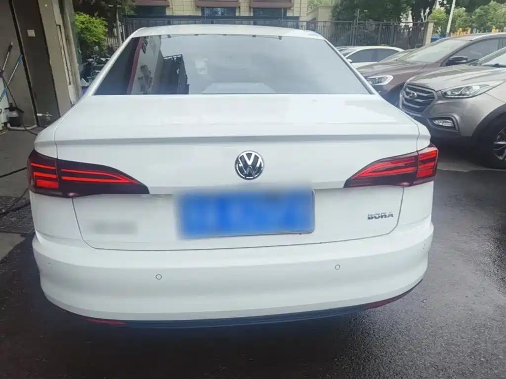 Volkswagen Bora 2019 Facelift 1.5L Automatic Fashion China VI фото 6