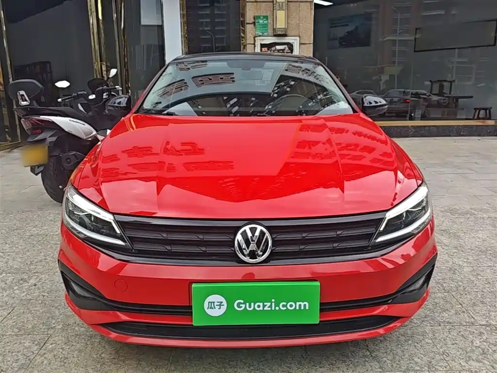 Volkswagen Lamando 2021 Facelift 280TSI DSG Comfort Edition фото 3