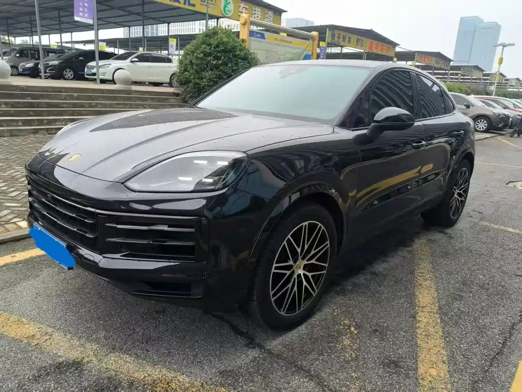 Фото 1 - Porsche Cayenne