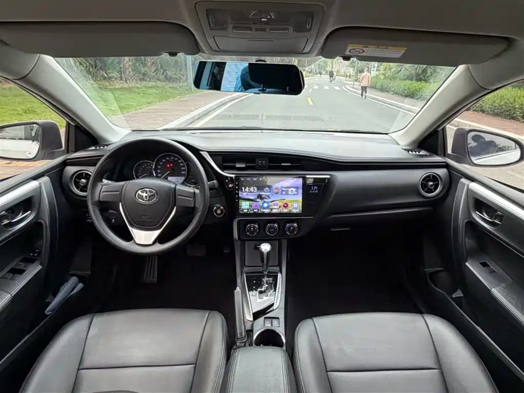 Toyota Corolla 2017 1.2T CVT GL фото 14