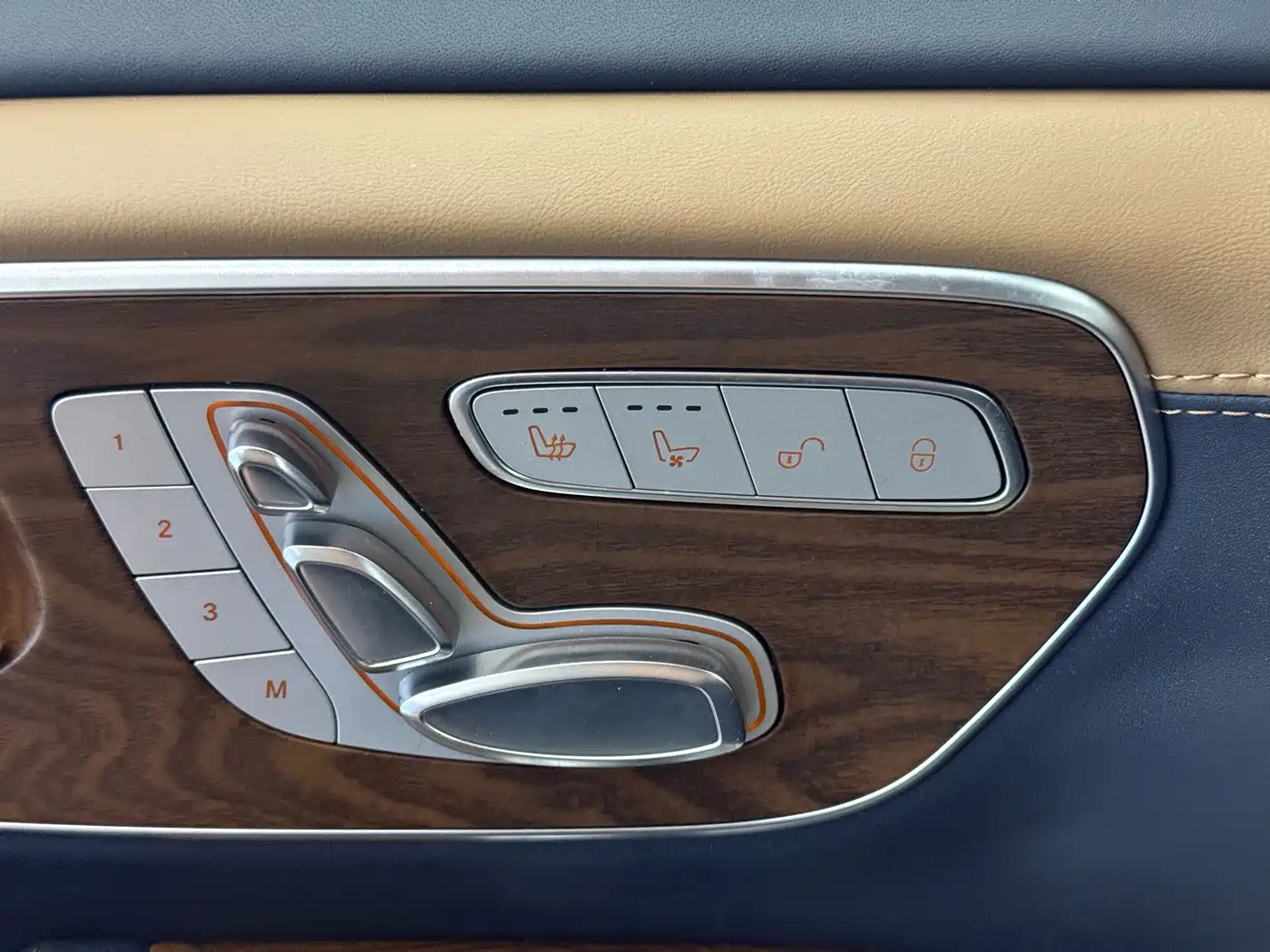 MERCEDES-BENZ V CLASS